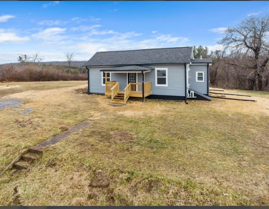 2895 Mt Olivet Road Pulaski, VA 24301 - Photo 12 of 37 Gallery Image 12