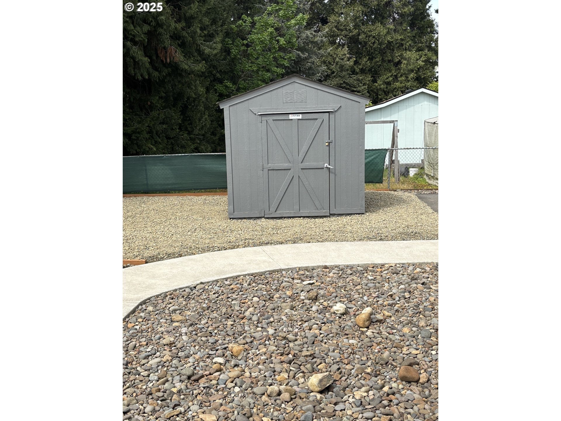 704 Patrol Street Molalla, OR 97038 - Photo 17 of 29 a bathroom with a sink and a mirror