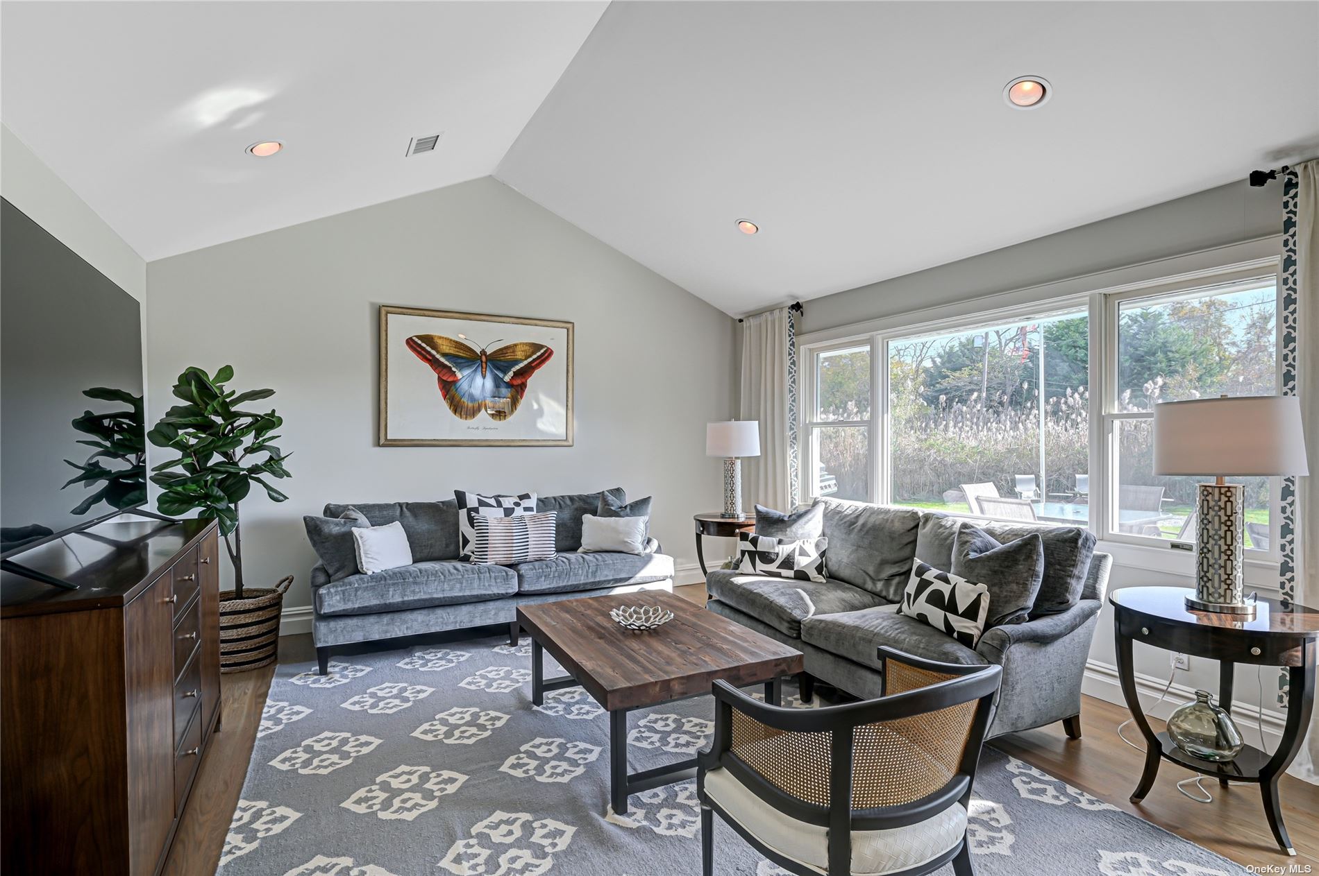 31 Remsenburg, undefined 00000 - Photo 3 of 17