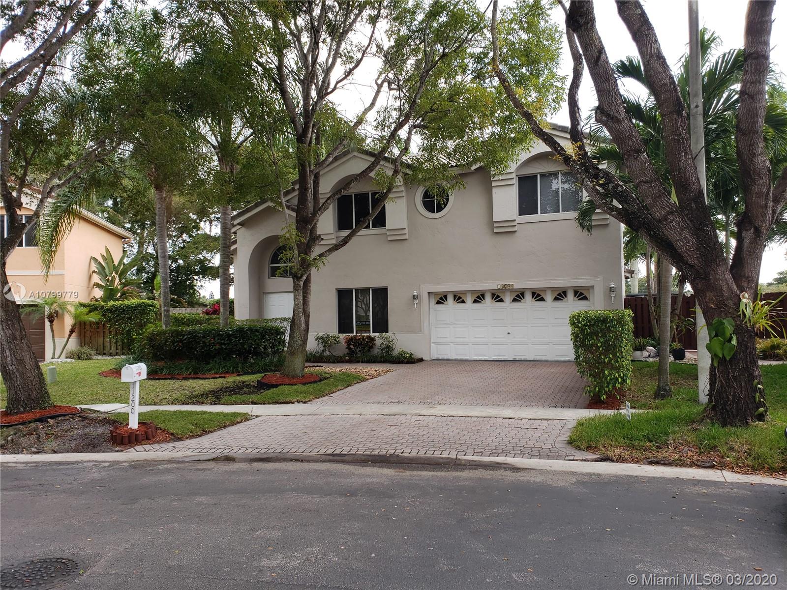11200 Rockinghorse Road Cooper City, FL 33026 - Photo 3 of 33