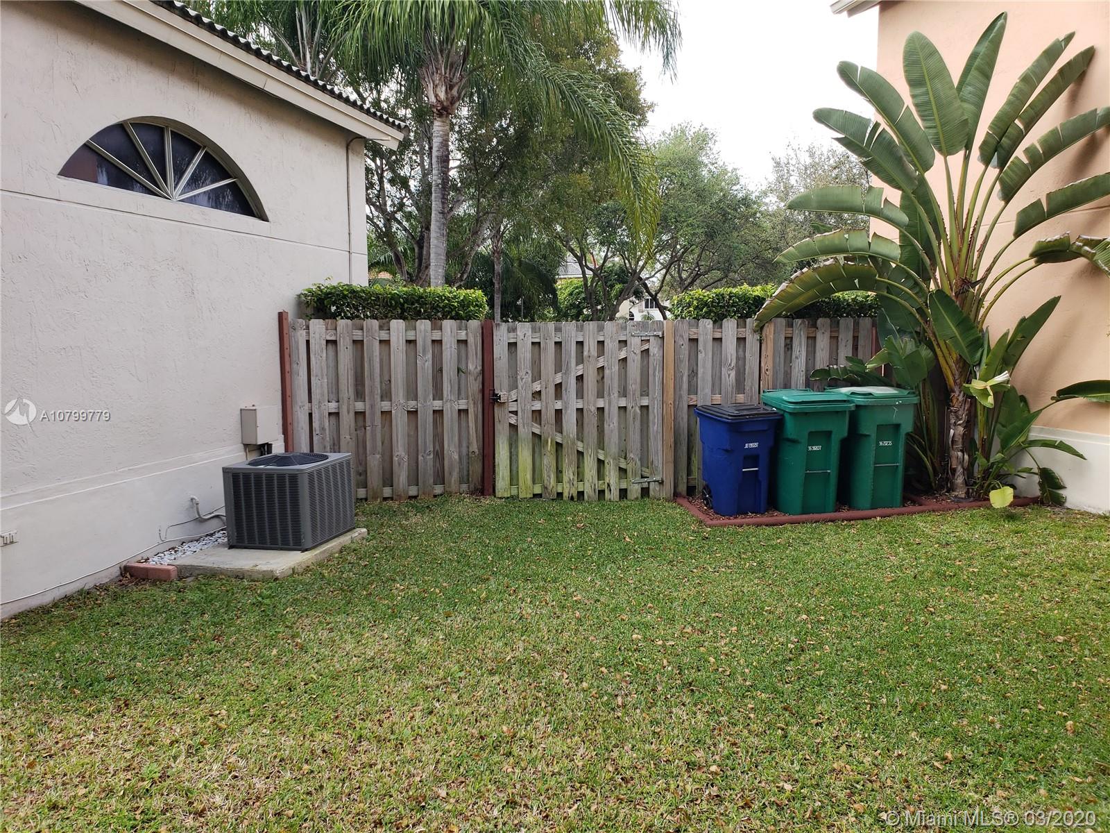 11200 Rockinghorse Road Cooper City, FL 33026 - Photo 10 of 33
