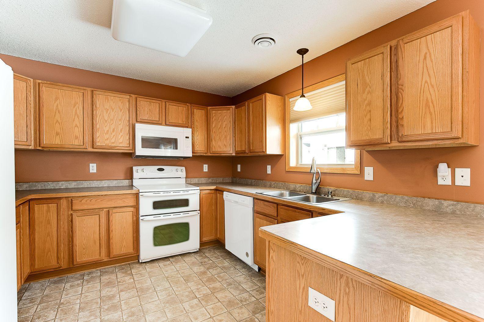 280 Cedar Street, Unit 56 Baldwin, WI 54002 - Photo 12 of 34 Gallery Image 12