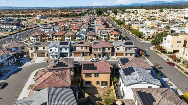 $6,500 | 107 Pansy, Irvine, CA 92618
