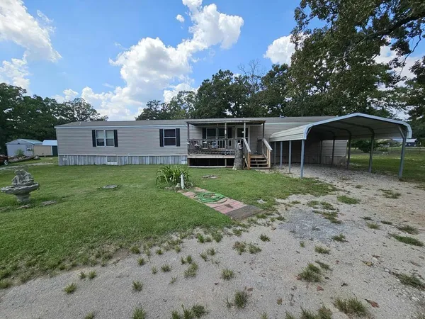$155,000 | 301 Anderson County Road 1370, Palestine, TX 75801