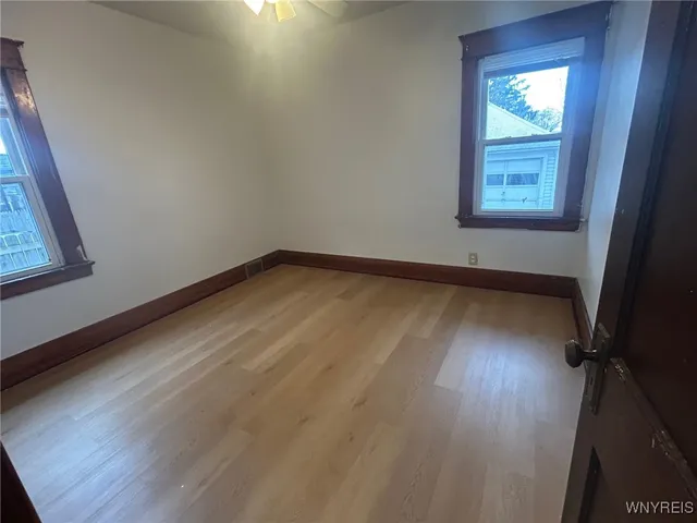 $1,400 | 528 Ontario Street, Buffalo, NY 14207