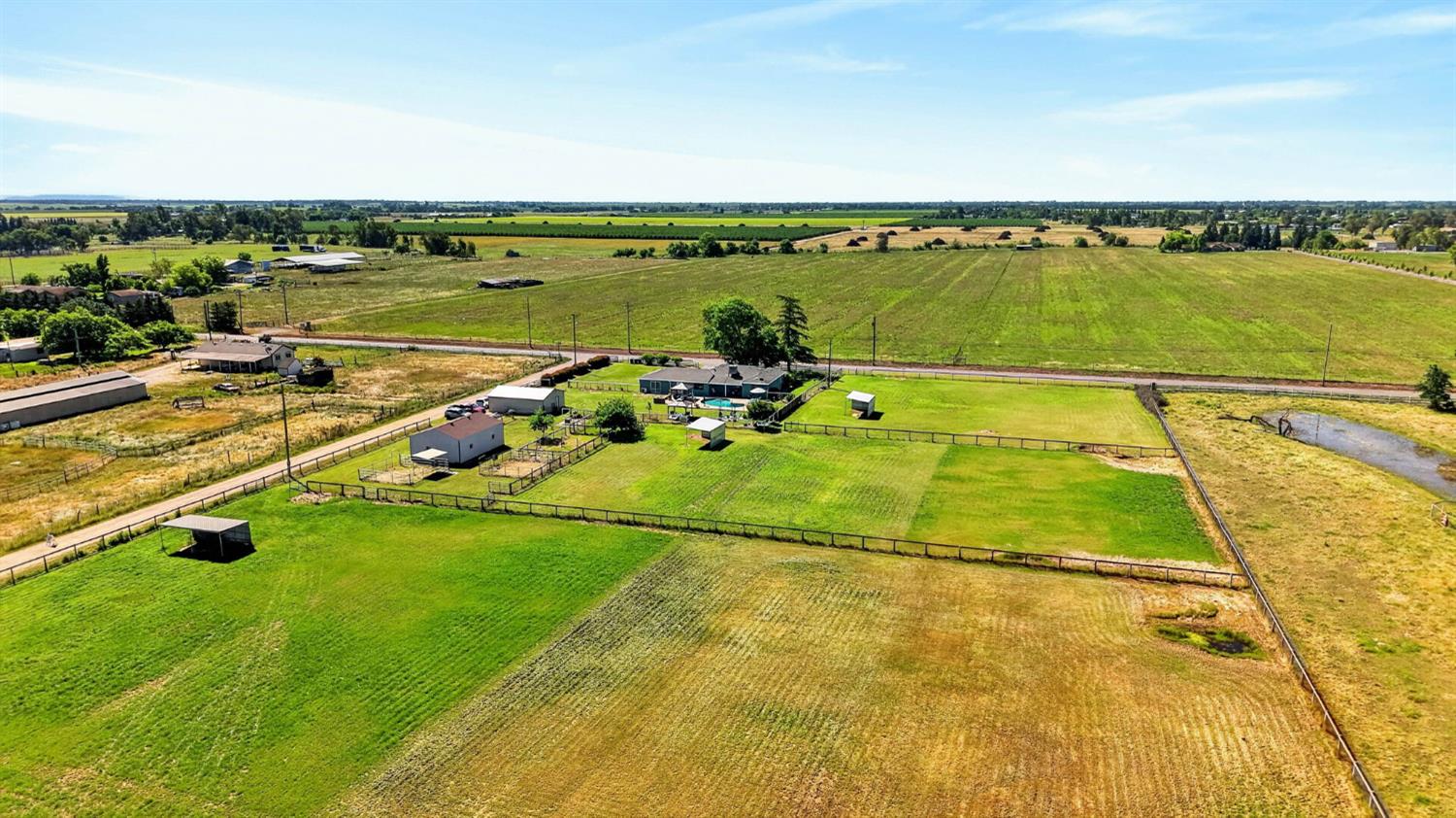 11875 Arno Road Wilton, CA 95693 - Photo 61 of 65 a view of a tennis court
