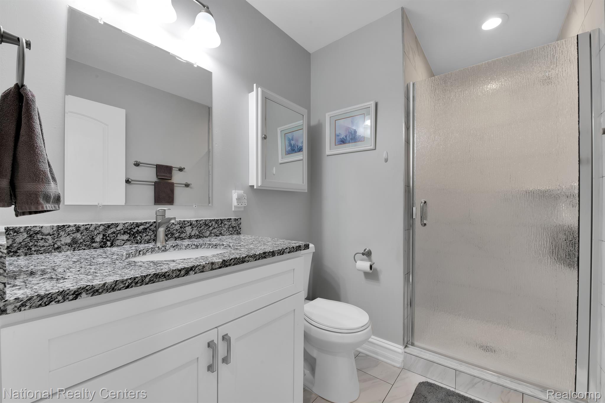 808 Chelsea Ridge Court, Unit 22 Howell, MI 48843 - Photo 9 of 26 Gallery Image 9