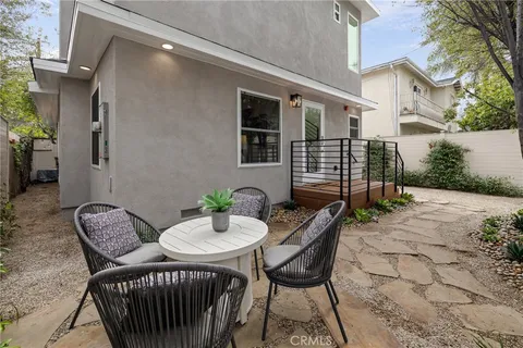 $1,499,000 | 724 San Miguel Avenue, Venice, CA 90291