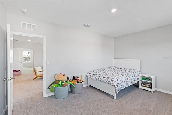 $2,995 | 3310 Amber Waves Drive, Plant City, FL 33565