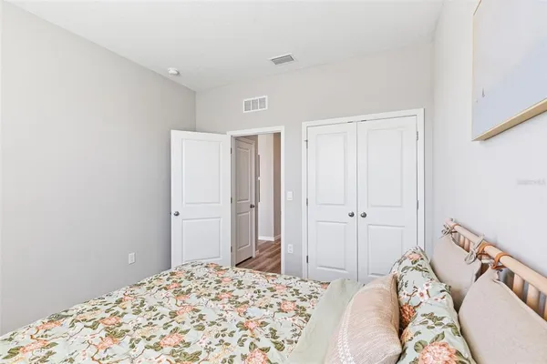 $2,995 | 3310 Amber Waves Drive, Plant City, FL 33565