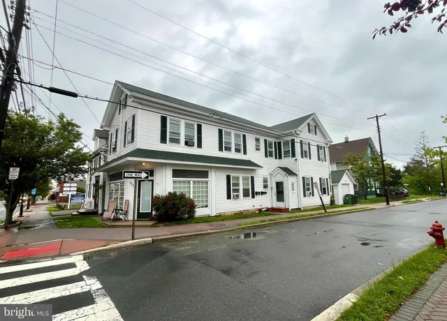 $779,000 | 135 East Main Street, Tuckerton, NJ 08087