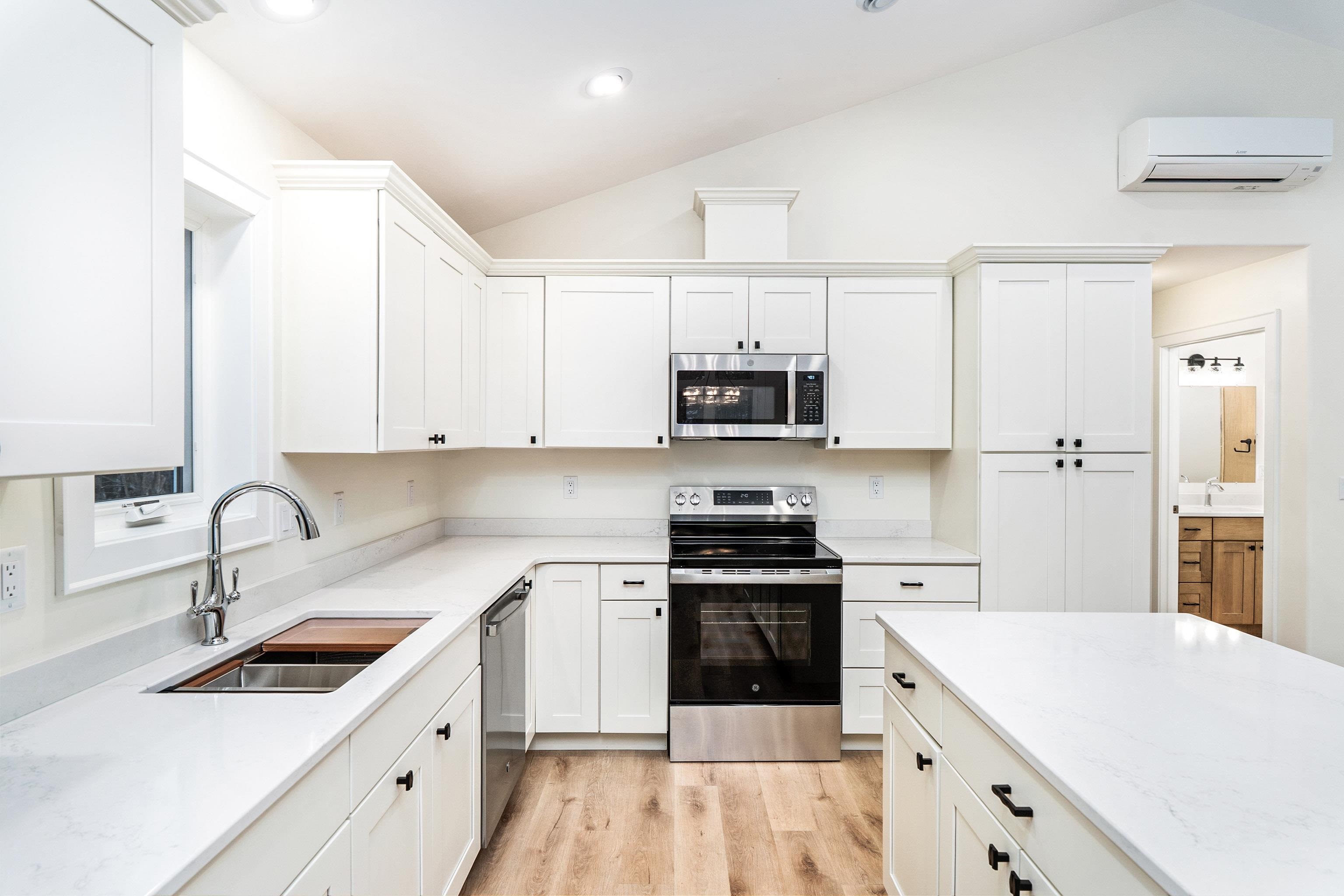 1802 Rice Lake Road Duluth, MN 55811 - Photo 13 of 29