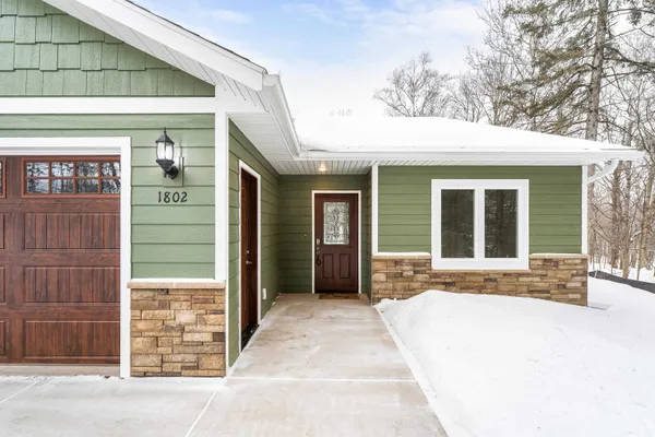 $609,500 | 1802 Rice Lake Road, Duluth, MN 55811