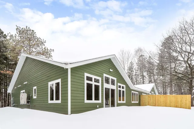 $609,500 | 1802 Rice Lake Road, Duluth, MN 55811