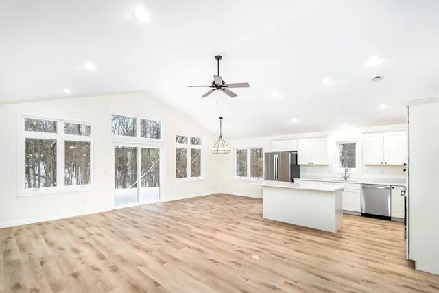 $609,500 | 1802 Rice Lake Road, Duluth, MN 55811