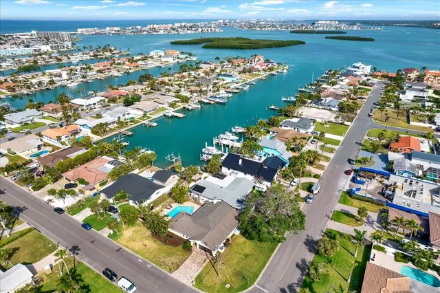 an aerial view of ocean residential house with outdoor space