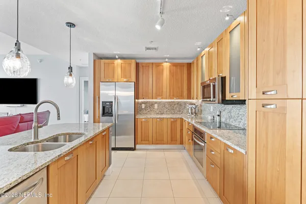 $599,000 | 1431 Riverplace Boulevard, Unit 3002, Jacksonville, FL 32207