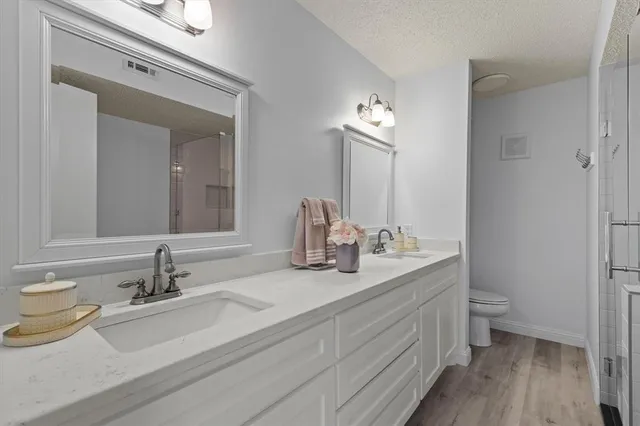 $200,000 | 15221 Berry Trail, Unit 709, Dallas, TX 75248