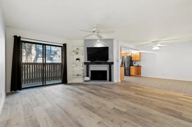 $200,000 | 15221 Berry Trail, Unit 709, Dallas, TX 75248