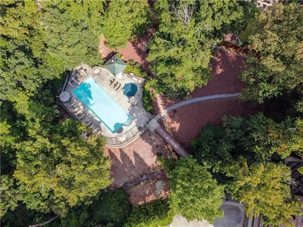 $4,800 | 3235 Roswell Road Northeast, Unit 409, Atlanta, GA 30305