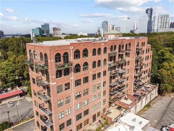 $4,800 | 3235 Roswell Road Northeast, Unit 409, Atlanta, GA 30305