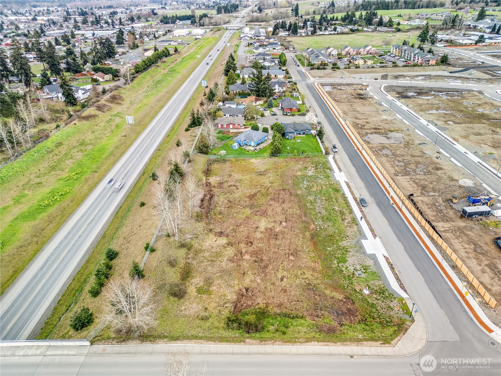 660 McCurdy Road Sequim, WA 98382 - Photo 15 of 22 a view of swimming pool from a balcony