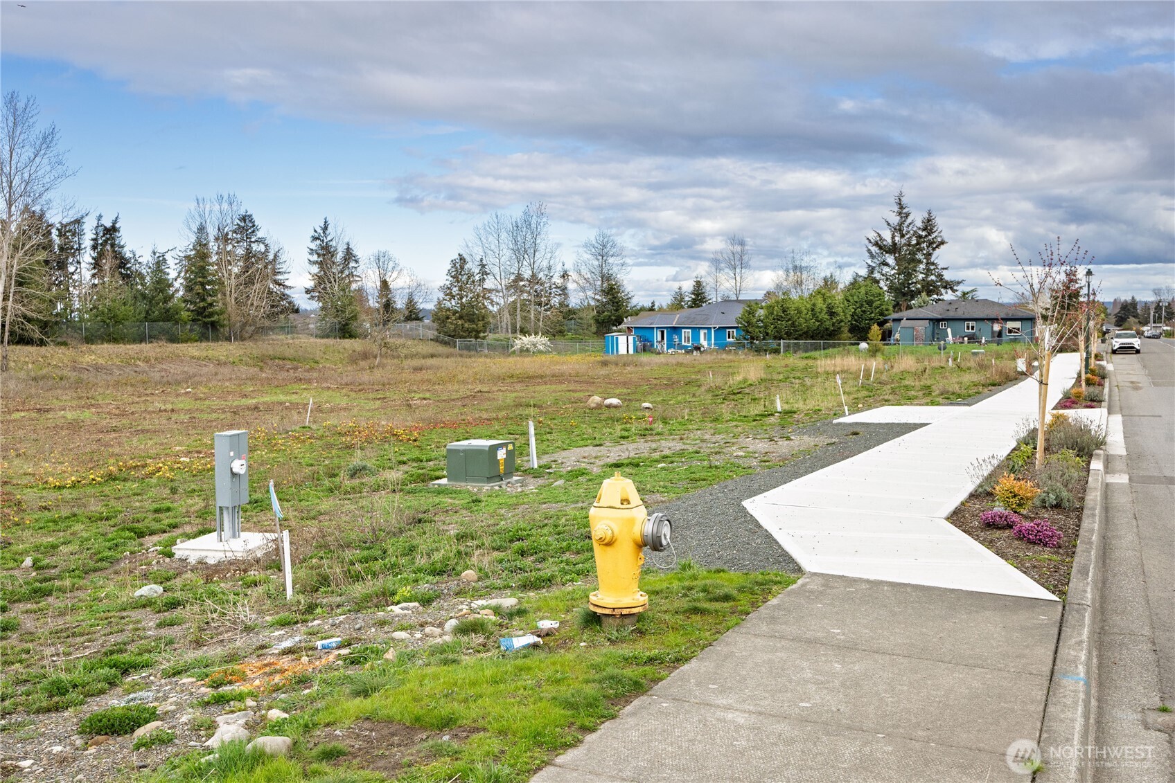 660 McCurdy Road Sequim, WA 98382 - Photo 22 of 22 a view of a lake with a big yard