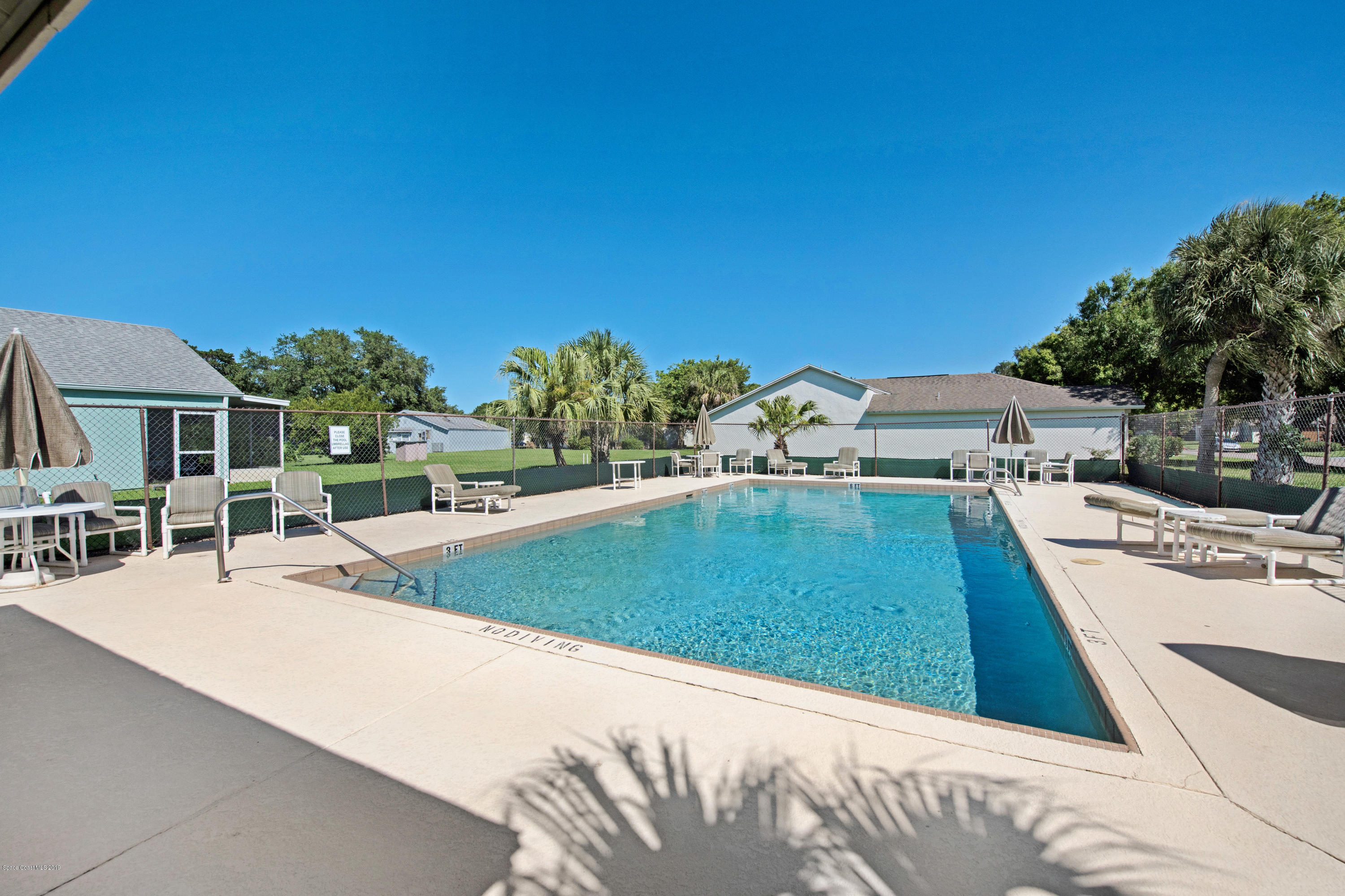 375 Myrtlewood Road Melbourne, FL 32940 - Photo 9 of 27 _dsc3452