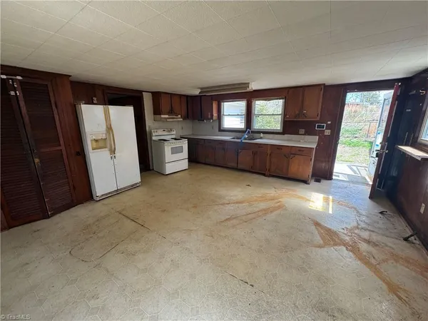 $62,400 | 6111 Appletree Court, High Point, NC 27263