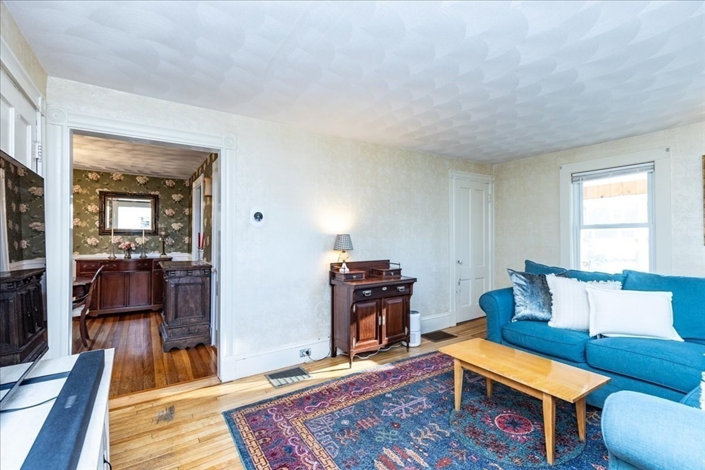 14 Walcott Road Beverly, MA 01915 - Photo 7 of 39 Gallery Image 7