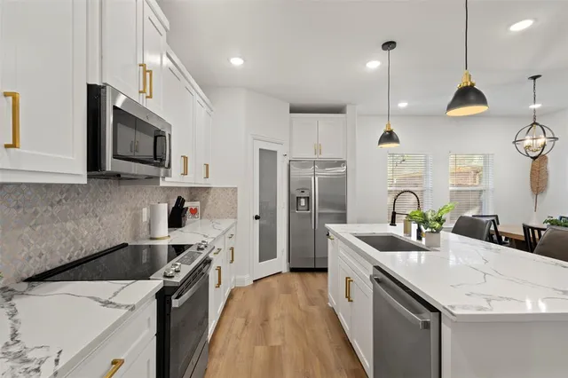 $4,300 | 3122 Chihuahua Avenue, Dallas, TX 75212