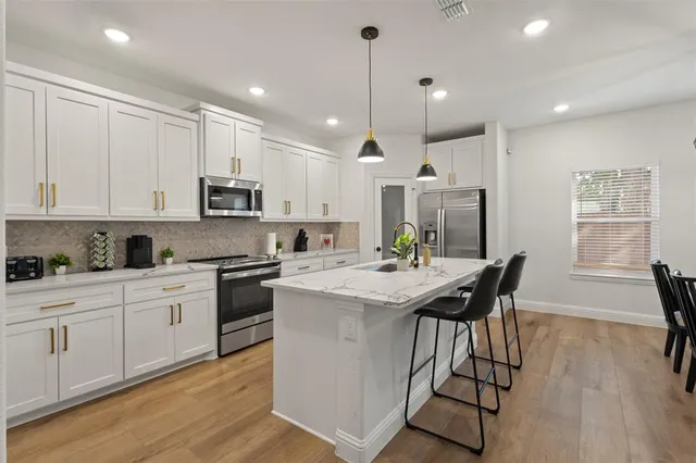 $4,300 | 3122 Chihuahua Avenue, Dallas, TX 75212