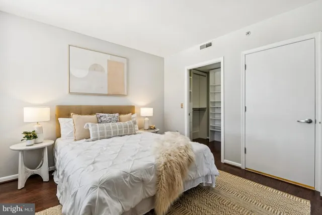 $590,000 | 355 I Street Southwest, Unit 501, Washington, DC 20024