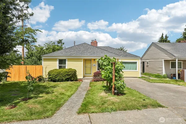 $585,000 | 2404 South 121st Street, Seattle, WA 98168
