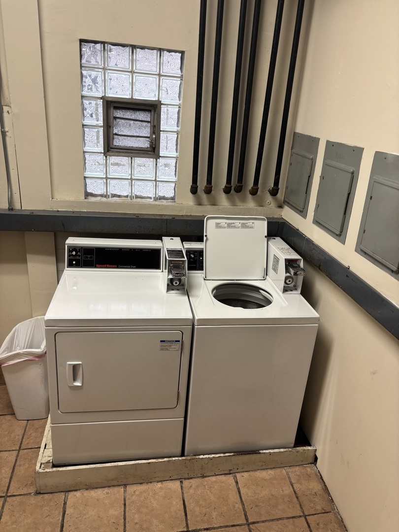10401 South Ewing Avenue, Unit 2R Chicago, IL 60617 - Photo 8 of 8 a utility room with dryer and washer