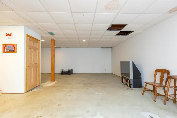 $1,250,000 | 344 East 650 North, La Porte, IN 46350