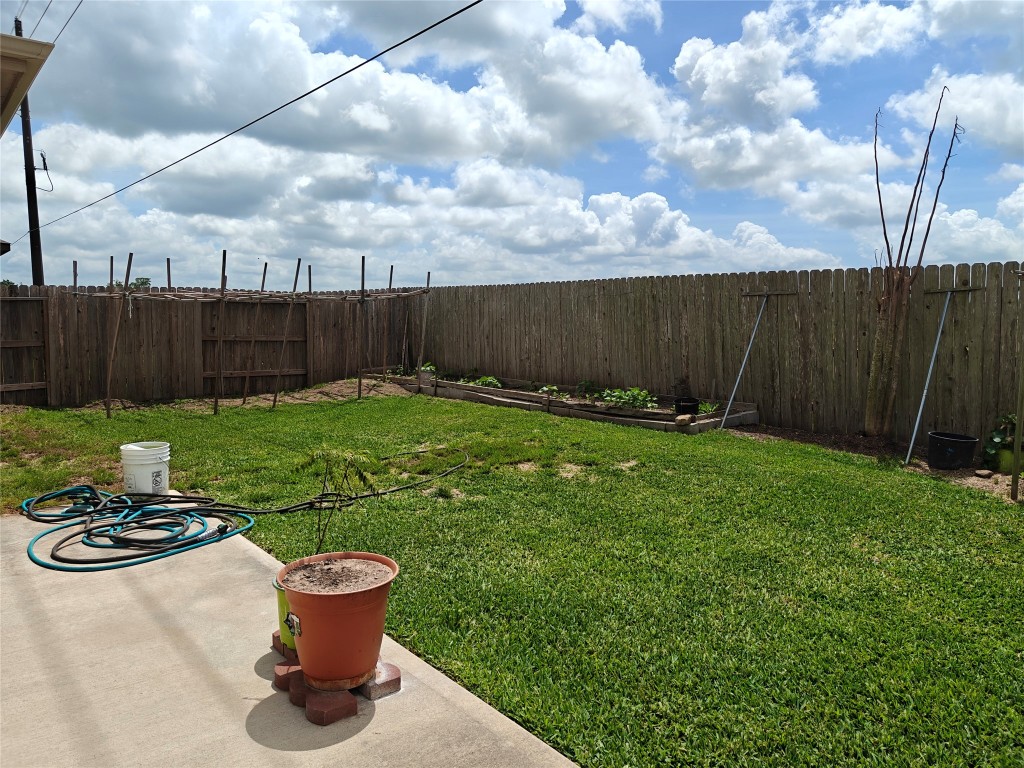 1270 Glendora Drive Rosharon, TX 77583 - Photo 23 of 43