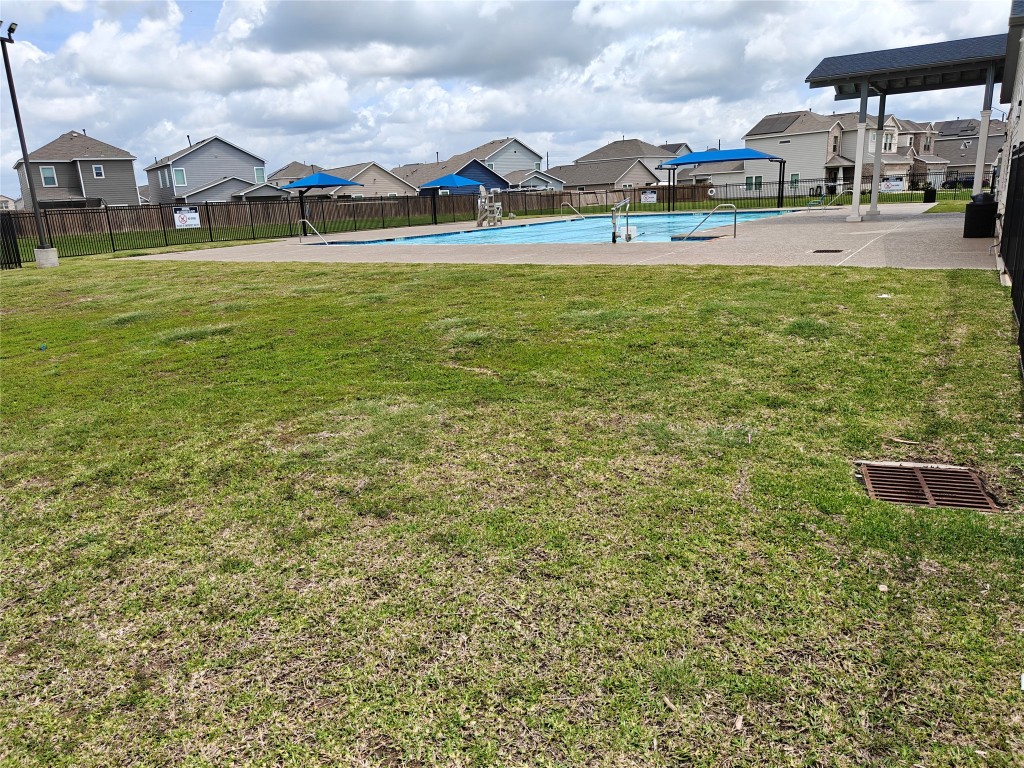 1270 Glendora Drive Rosharon, TX 77583 - Photo 37 of 43 a view of an ocean from a building