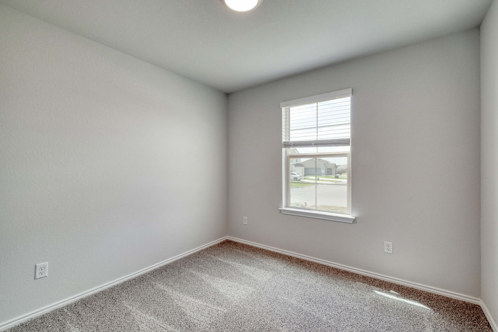 167 McNamara Court Jarrell, TX 76537 - Photo 13 of 19