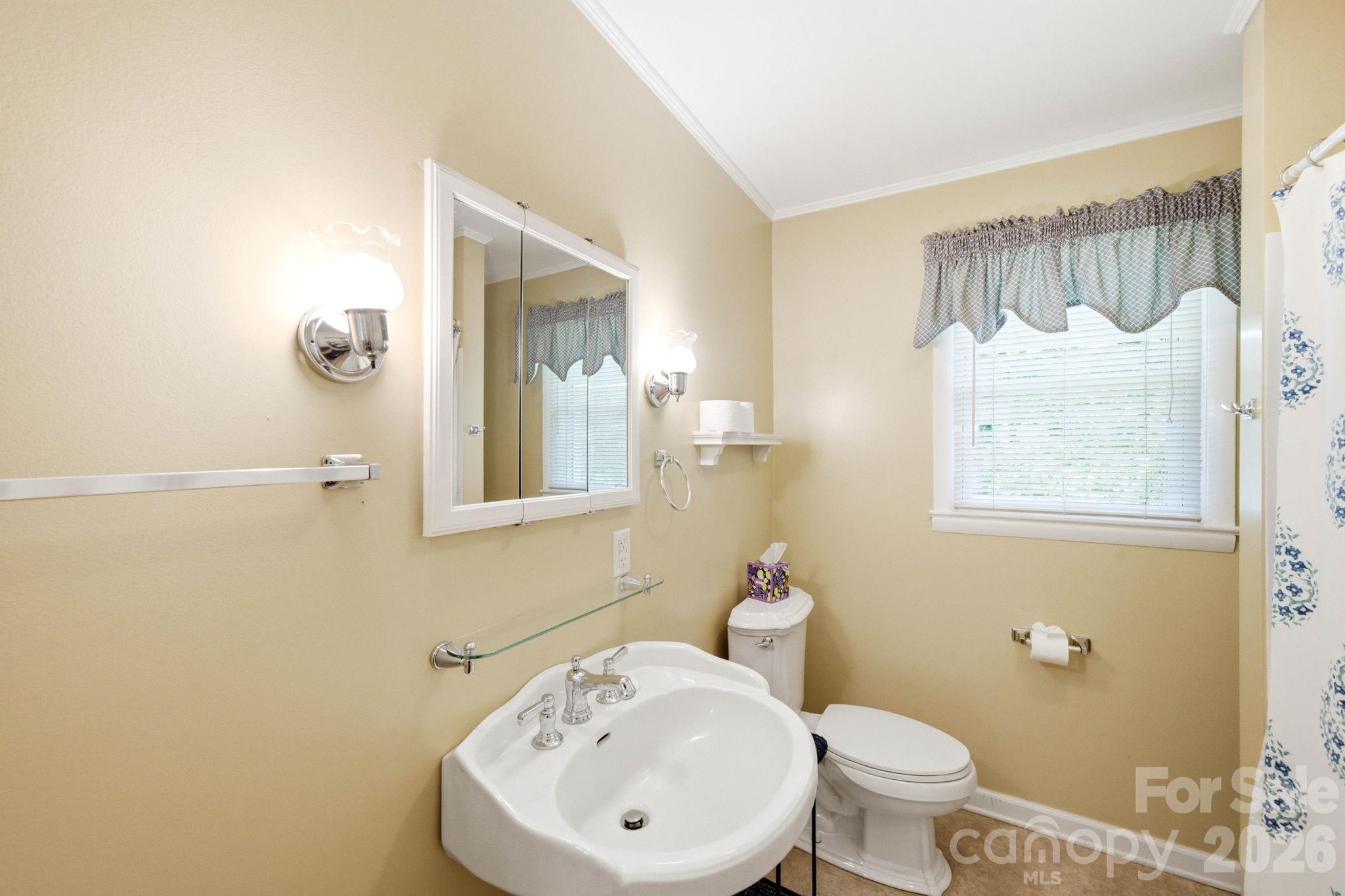 129 Old River Road Marion, NC 28752 - Photo 9 of 28