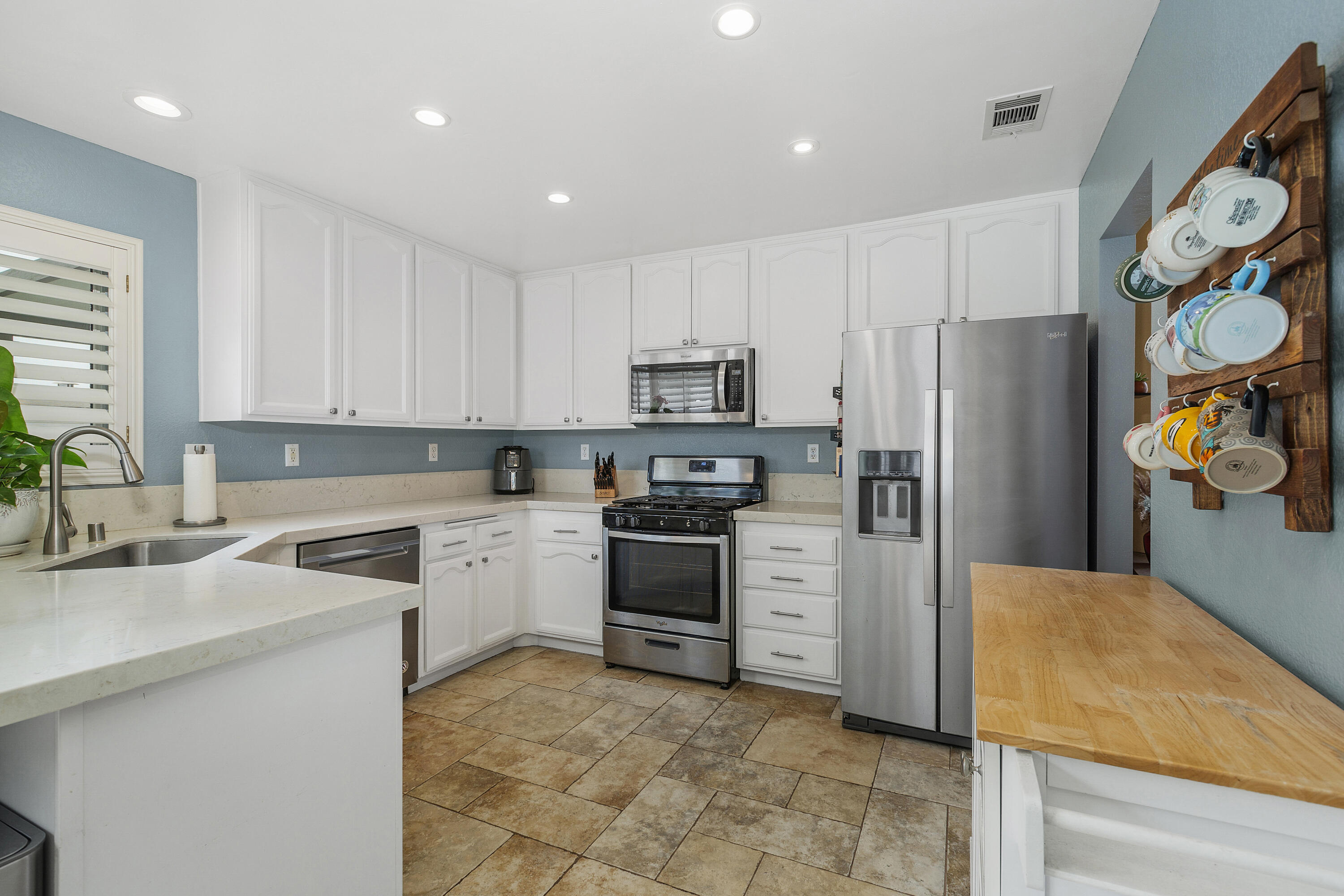 8771 Kentville Street Riverside, CA 92508 - Photo 14 of 37 16_12052922_187498_187498-EI-116