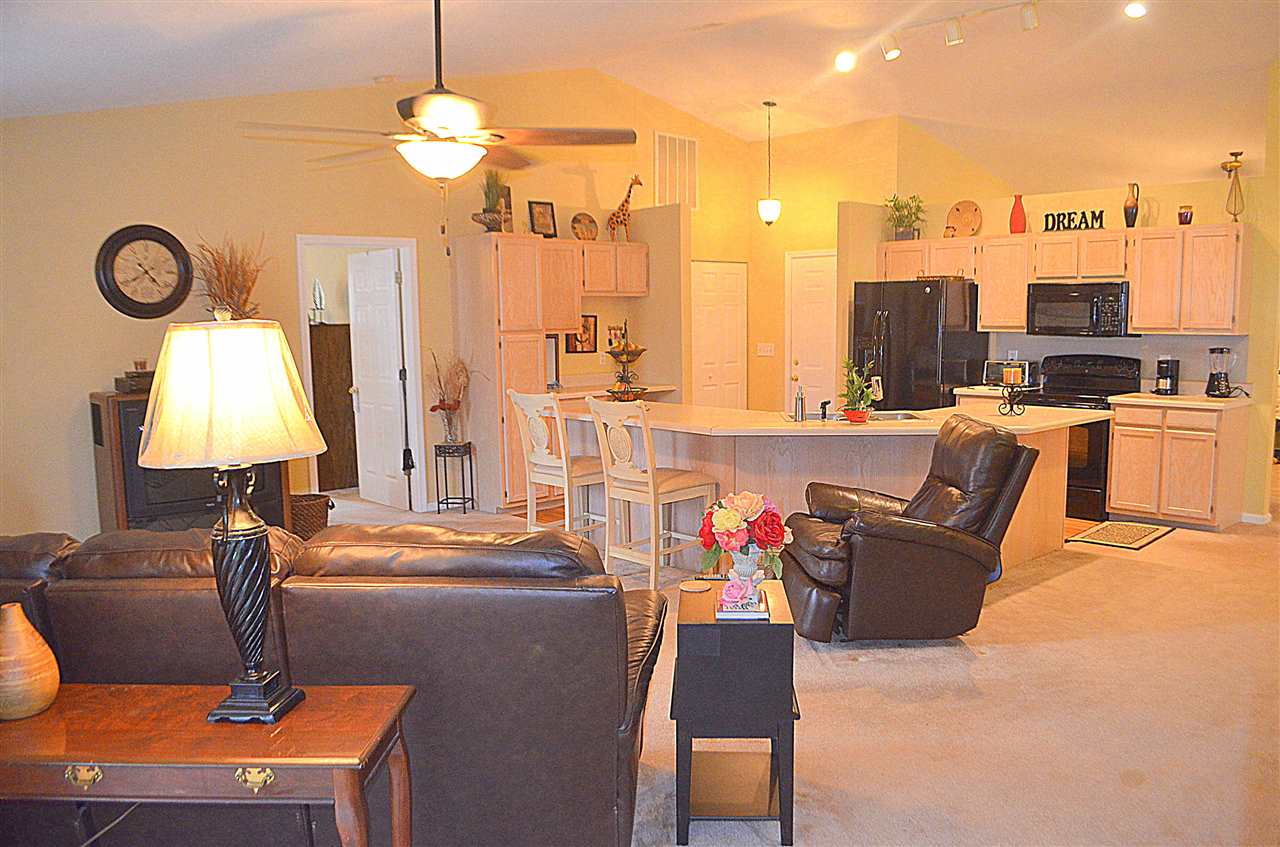 409 Raspberry Lane Fountain Inn, SC 29644 - Photo 8 of 22