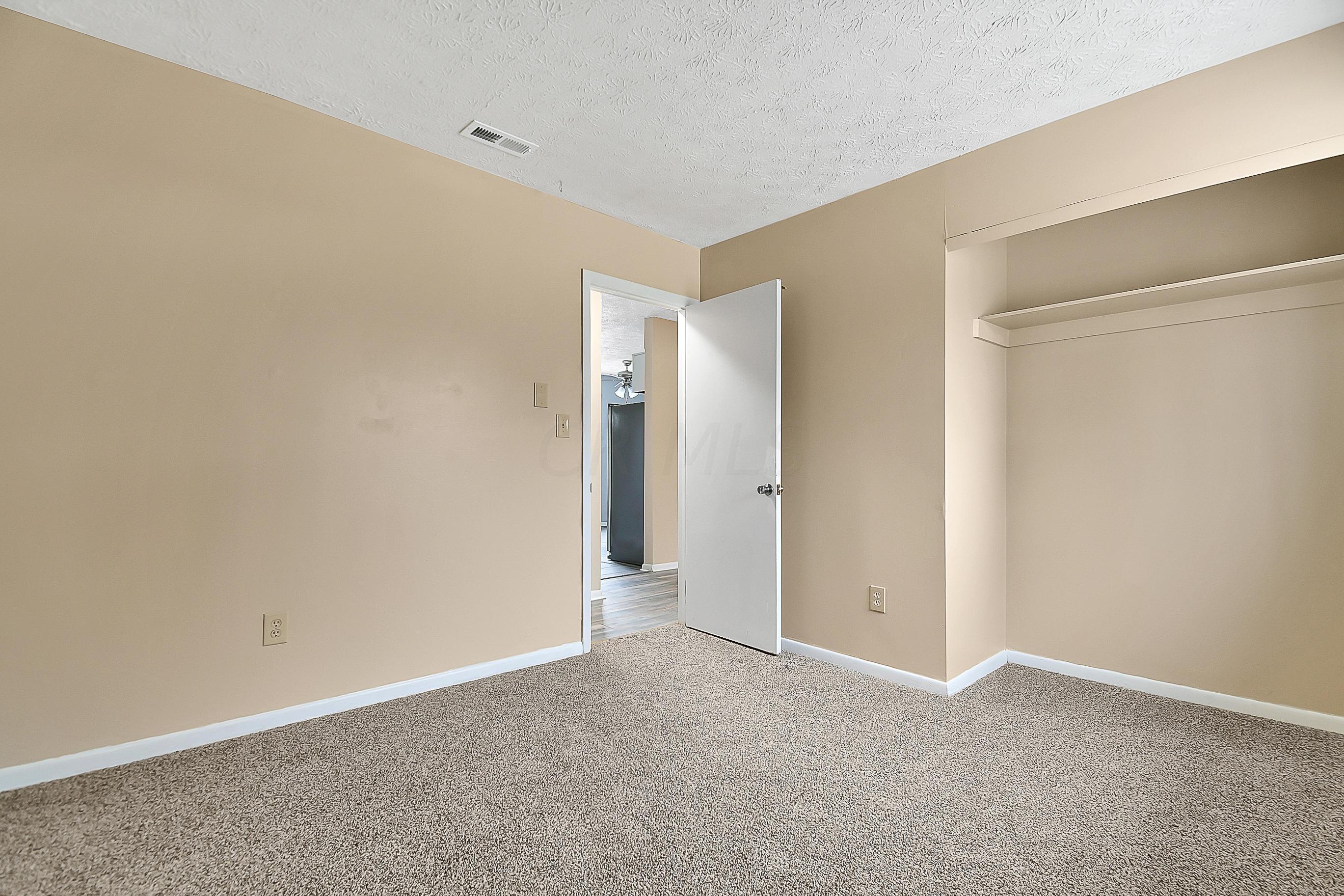 5322 Summit Road Southwest Pataskala, OH 43062 - Photo 20 of 29 Gallery Image 20