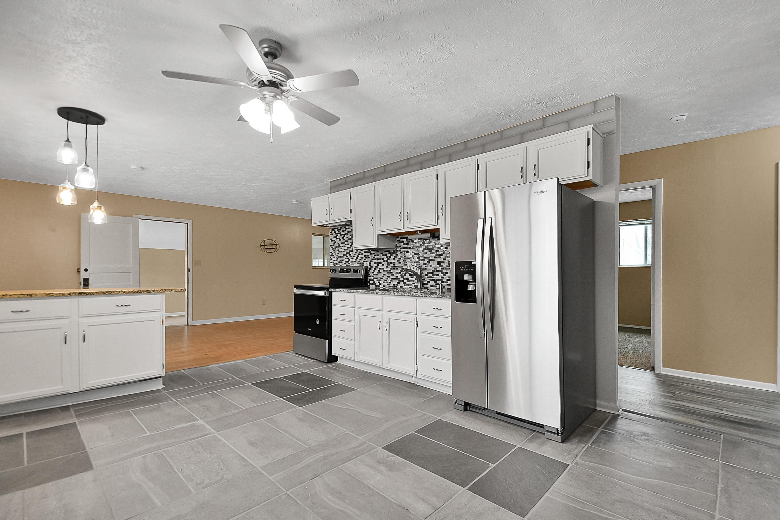 5322 Summit Road Southwest Pataskala, OH 43062 - Photo 4 of 29 Gallery Image 4