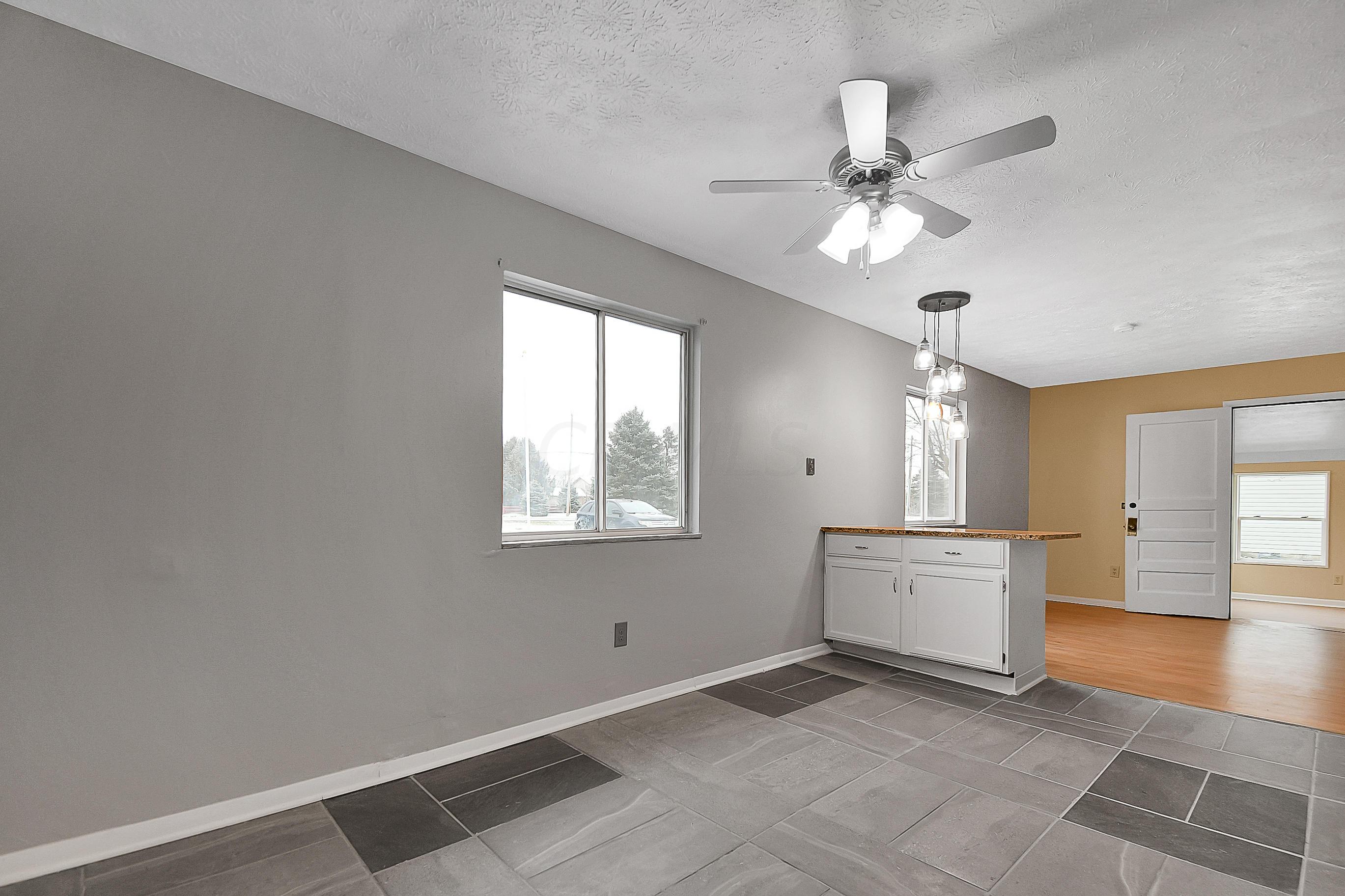 5322 Summit Road Southwest Pataskala, OH 43062 - Photo 7 of 29 Gallery Image 7