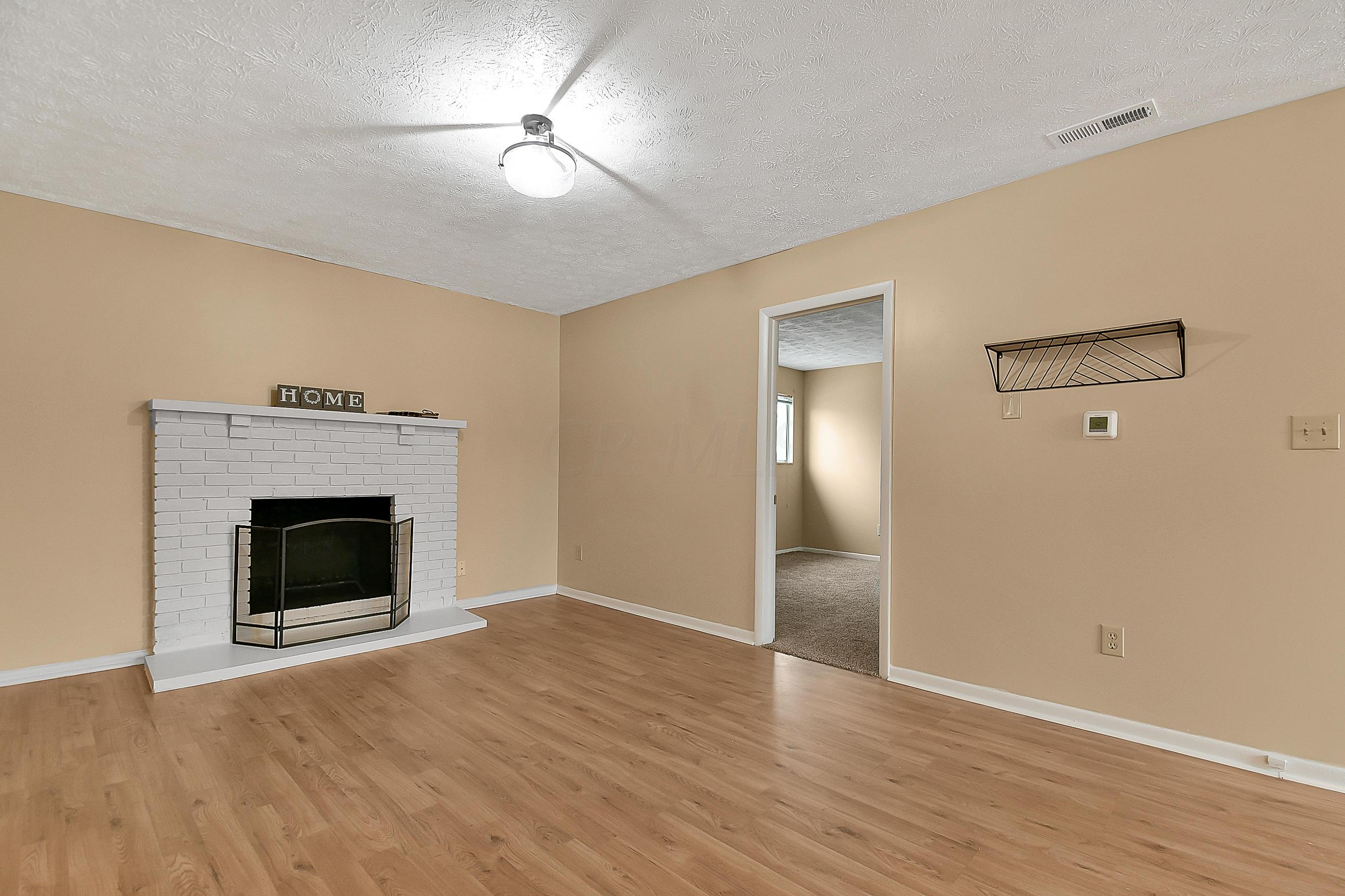 5322 Summit Road Southwest Pataskala, OH 43062 - Photo 10 of 29 Gallery Image 10