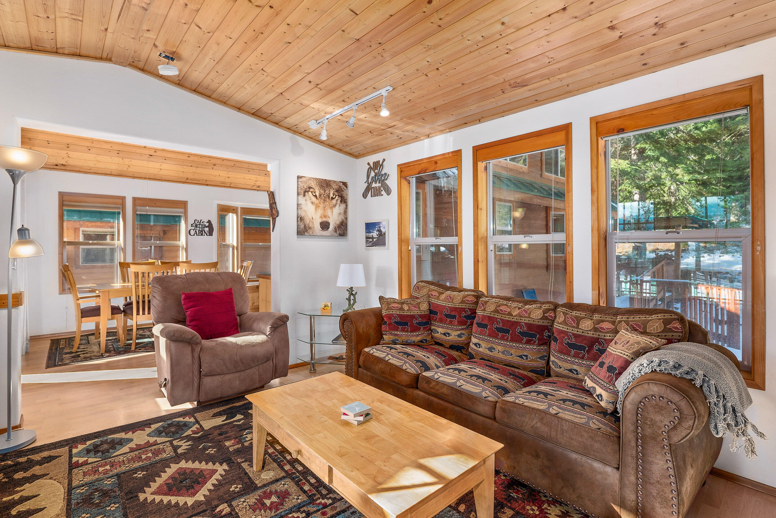 7900 Hyatt Prairie Road, Unit 14 Ashland, OR 97520 - Photo 12 of 37 7900HyattPrairieRd14-015