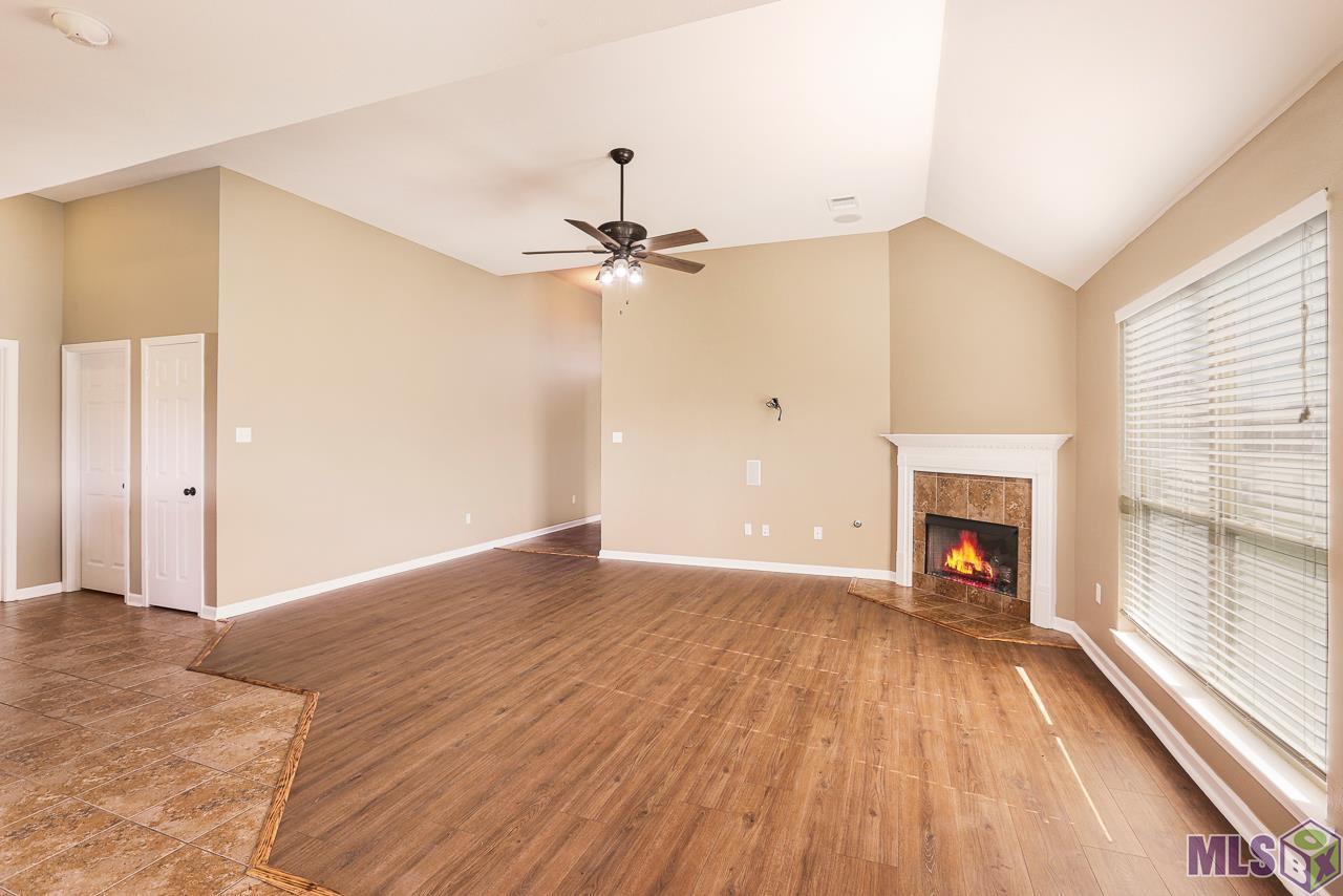 42335 Devall Road Prairieville, LA 70769 - Photo 4 of 23 Gallery Image 4
