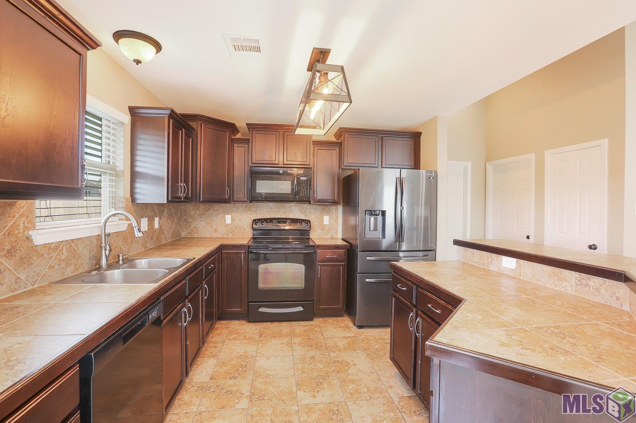 42335 Devall Road Prairieville, LA 70769 - Photo 9 of 23 Gallery Image 9