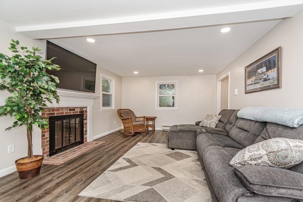23 Coughlin Road Littleton, MA 01460 - Photo 12 of 31 Gallery Image 12